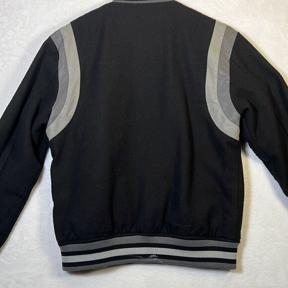 Reason brand - Designed in New York bomber jacket- Men Large - Picture 5 of 8